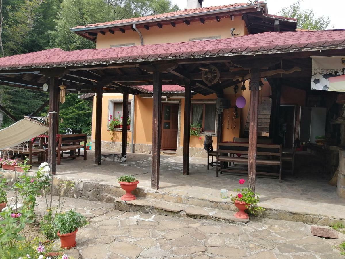 Къща Цвети-1 Трявна Ξενοδοχείο Bangeytsi Εξωτερικό φωτογραφία